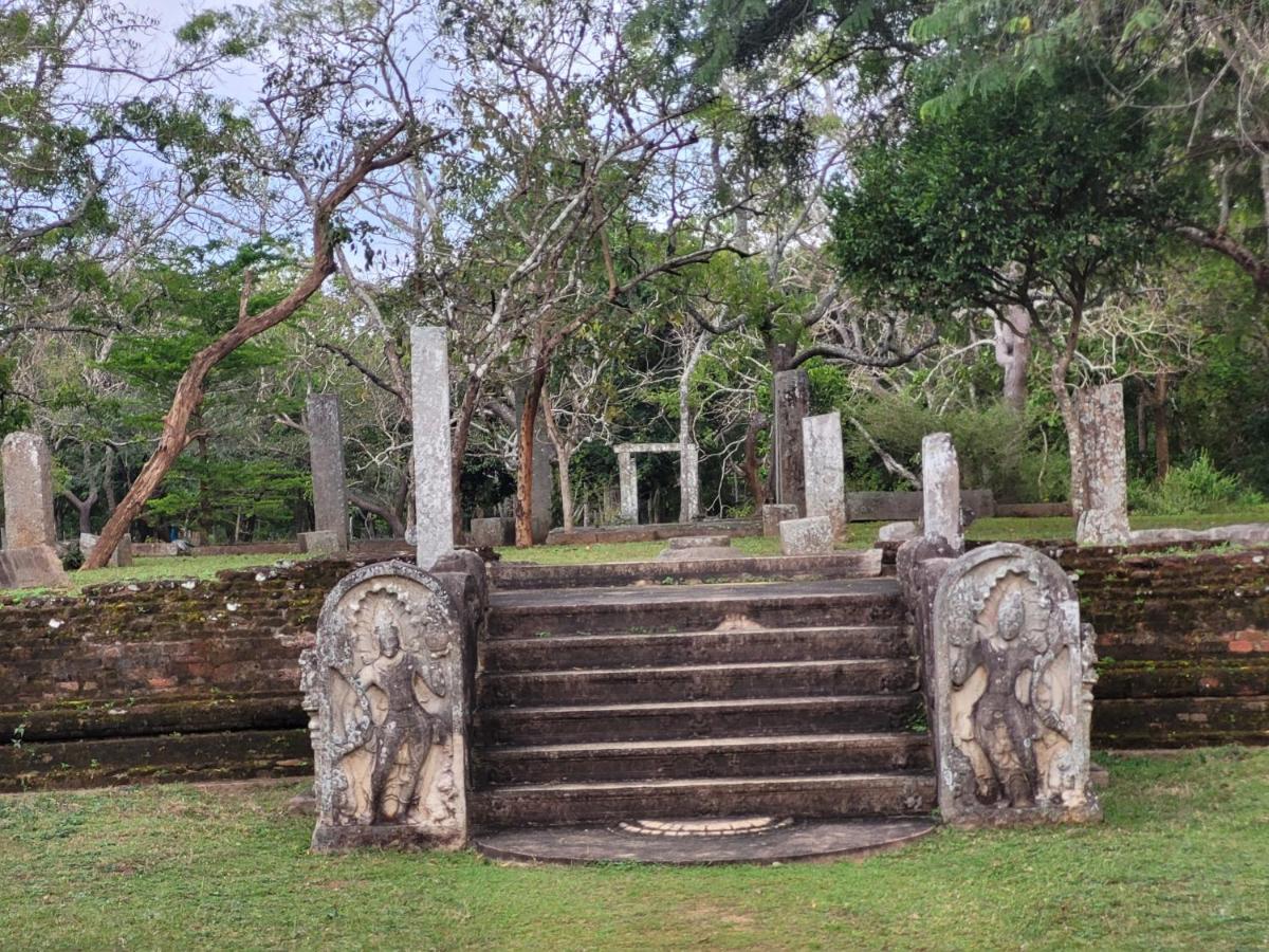 Arachchi Heritage Hotel Anuradhapura Eksteriør billede